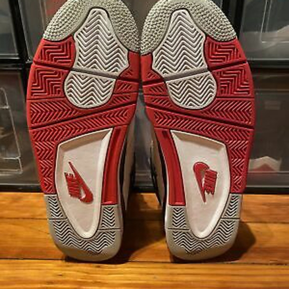 Jordan Retro 4 "Fire Red OG" 2020 Edition - Picture 6 of 7